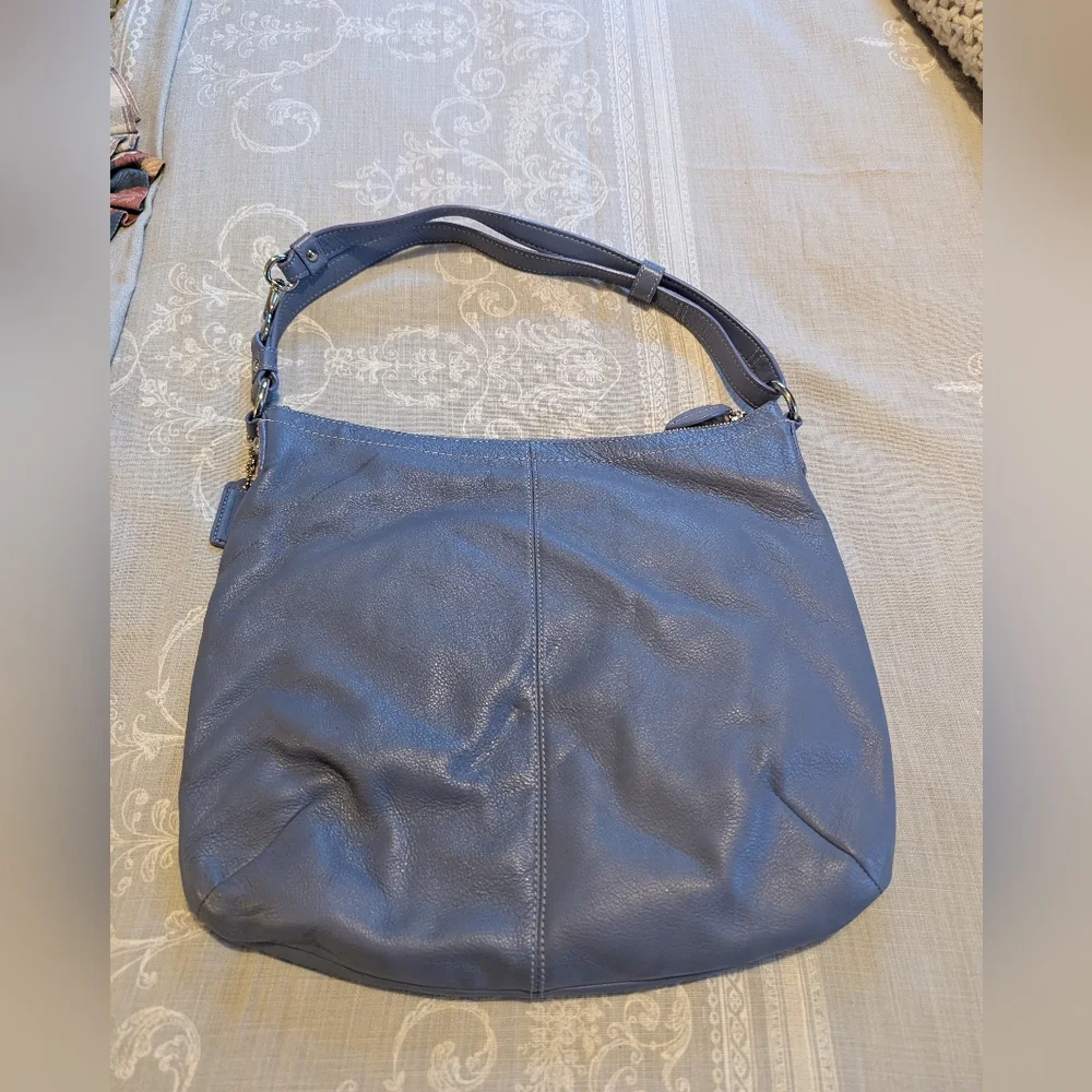 Coach hobo bag  blue pebble leather with tag